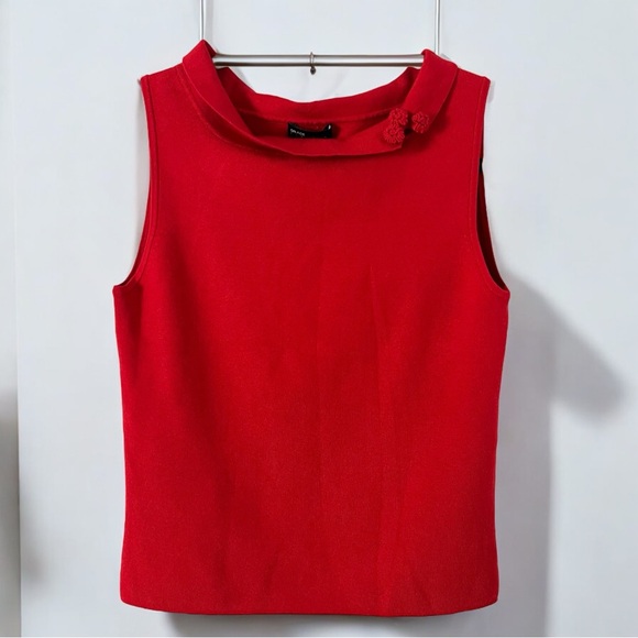Grace Elements Tops - Demure Silk Knit Grace Clements Red Sleeveless Knit Top - Size P/M